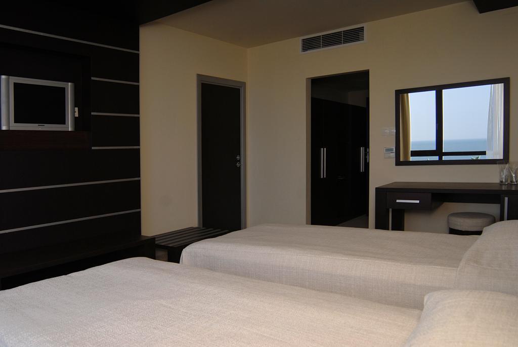 Hotel Vigo Nesebar Bagian luar foto