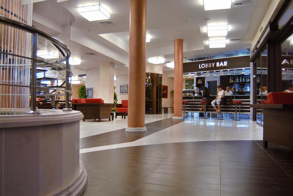 Hotel Vigo Nesebar Bagian luar foto