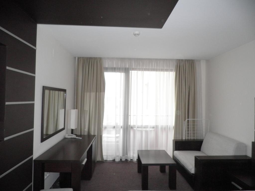 Hotel Vigo Nesebar Bagian luar foto